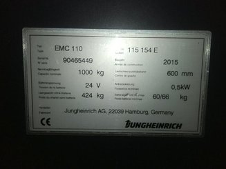 Gerbeur accompagnant Jungheinrich EMC110 - 10