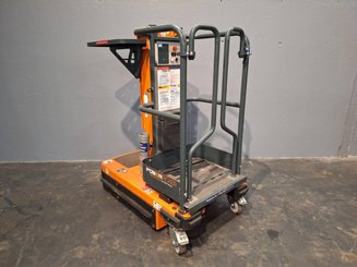 Nacelle à mât vertical JLG POWER PICKER - 1