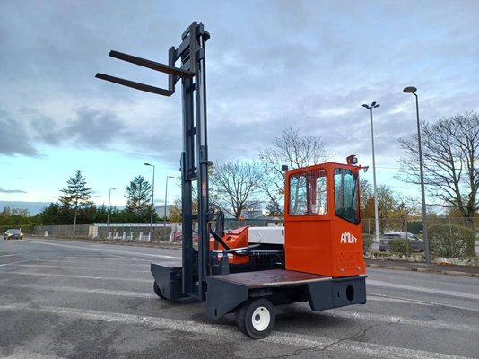 Chariot élévateur latéral multidirectionnel AMLIFT C50-14 40 SL