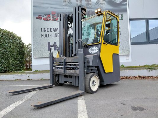 Chariot élévateur latéral multidirectionnel - C4000