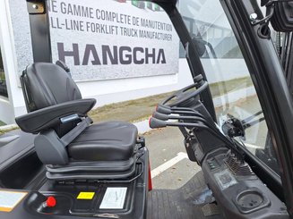 Chariot élévateur frontal 4 roues Hangcha AE25 - 12