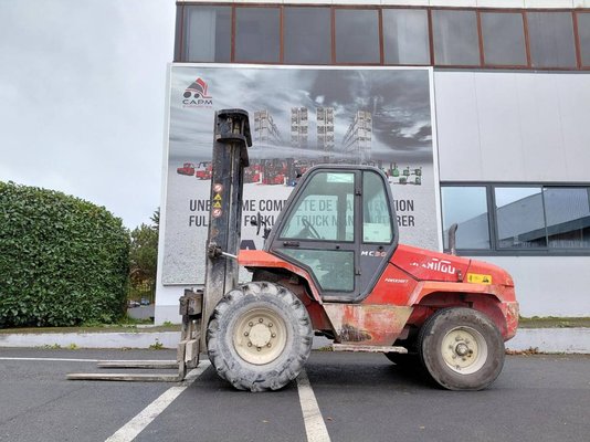 Chariot élévateur tout terrain Manitou MC50