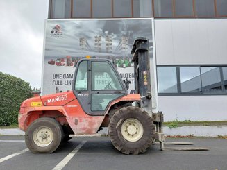 Chariot élévateur tout terrain Manitou MC50 - 4