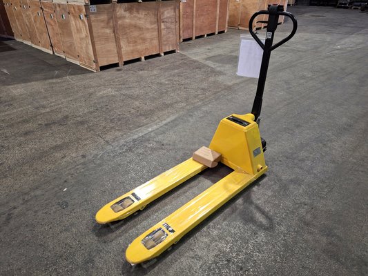 Transpalette accompagnant Microlift P15SE