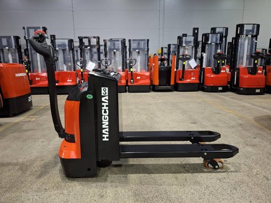 Transpalette accompagnant Hangcha CBD20-AC2