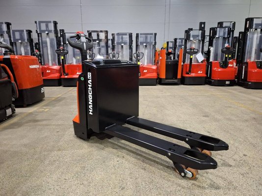 Transpalette accompagnant Hangcha CBD20-AC2