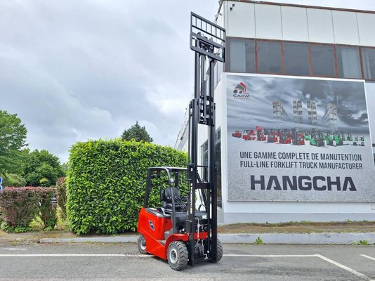 Chariot élévateur frontal 4 roues Hangcha AE20C