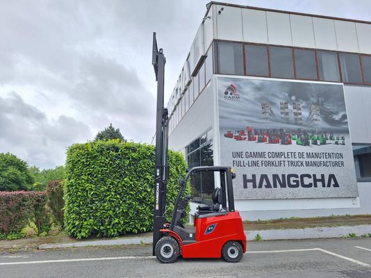 Chariot élévateur frontal 4 roues Hangcha AE20C