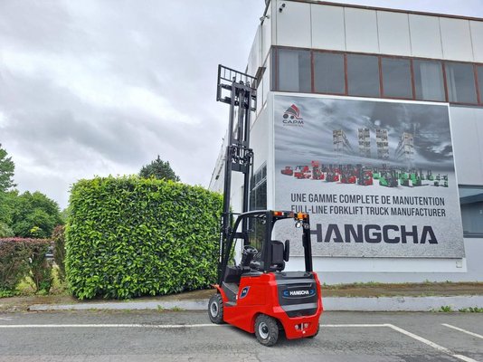 Chariot élévateur frontal 4 roues Hangcha AE20C