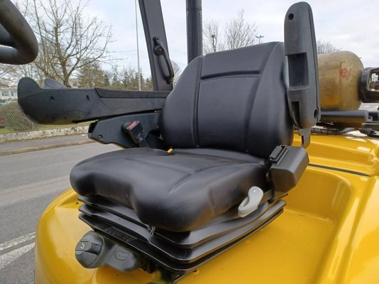 Chariot élévateur frontal 4 roues Yale GLP40 VX