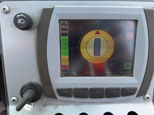 Unknown range 176 Combilift CBE2500