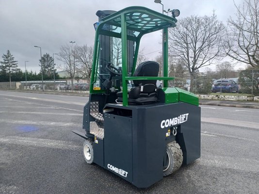 Unknown range 176 Combilift CBE3000