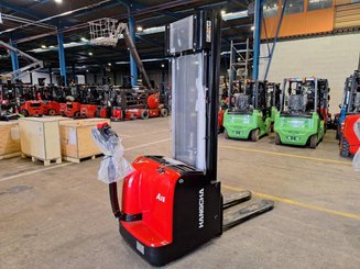 Gerbeur accompagnant Hangcha CDD16-AC2-L  - 1