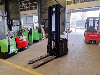 Gerbeur accompagnant Hangcha CDD16-AC2-L  - 1