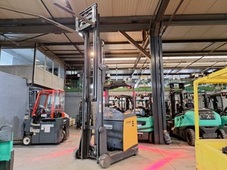 Chariot à mât rétractable Crown ESR5260-1.4 - 12