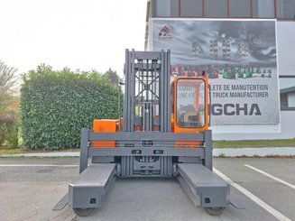 Chariot élévateur latéral multidirectionnel Hubtex MQ40 - 1
