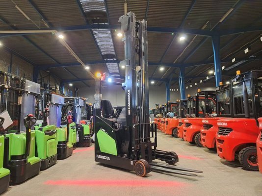 Chariot à mât rétractable Hangcha CQD18-XC5D-SI