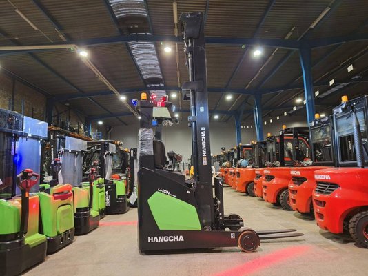Chariot à mât rétractable Hangcha CQD18-XC5D-SI