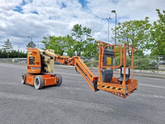 Nacelle articulée JLG E300AJP - 1