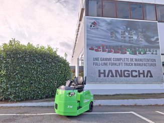 Tracteur de remorquage Hangcha QDD90-XD3i - 1