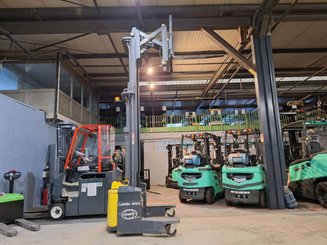 Gerbeur multidirectionnel Combilift WR4 - 14