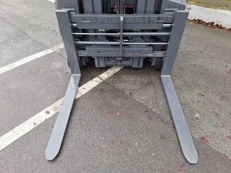 Chariot multidirectionnel Combilift C2500CBE - 12