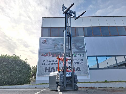 Unknown range 176 Combilift C2500CBE