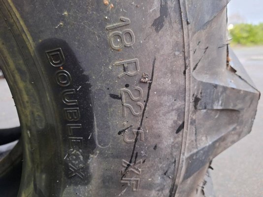 Unknown range 582 Michelin XX18R22.5XF