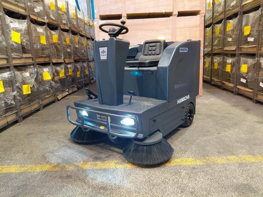 Balayeuse industrielle - B1350i (JSSD1350-BC6J-I)