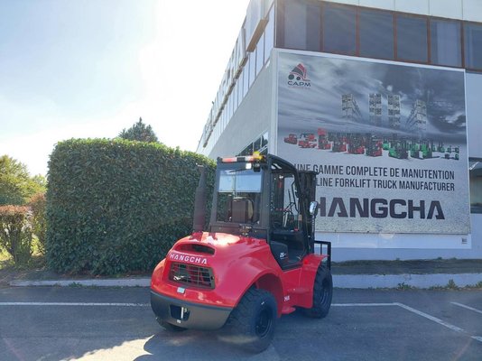 Chariot élévateur tout terrain Hangcha TT25-2 (CPCD25-X2W98E-RT2)