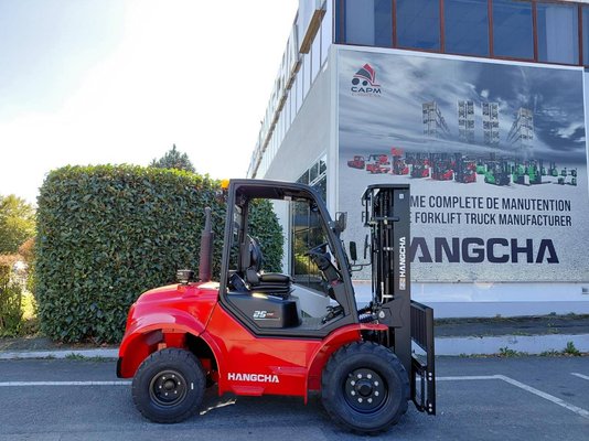 Chariot élévateur tout terrain Hangcha TT25-2 (CPCD25-X2W98E-RT2)
