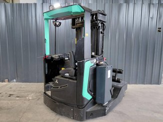Chariot à mât rétractable multidirectionnel Mitsubishi RBM25N2 - 1