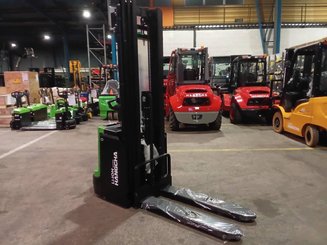 Gerbeur accompagnant Hangcha CDD20 XT1-SI - 1